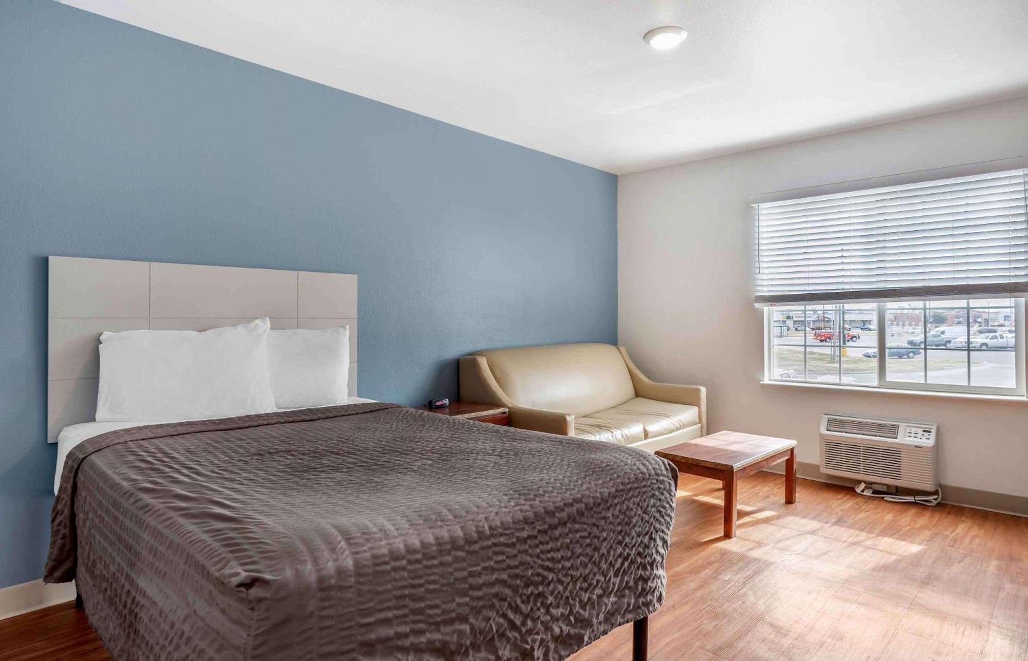 Extended Stay America Select Suites - Wichita - South Exteriér fotografie