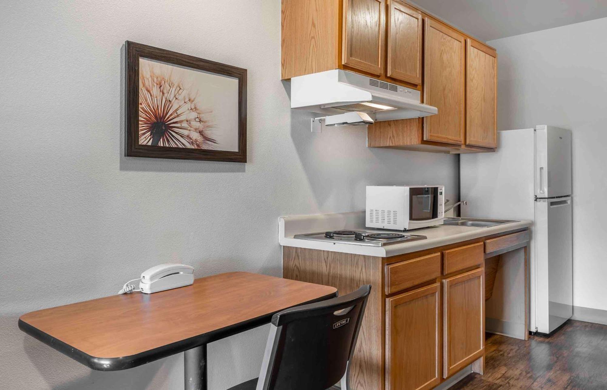 Extended Stay America Select Suites - Wichita - South Exteriér fotografie
