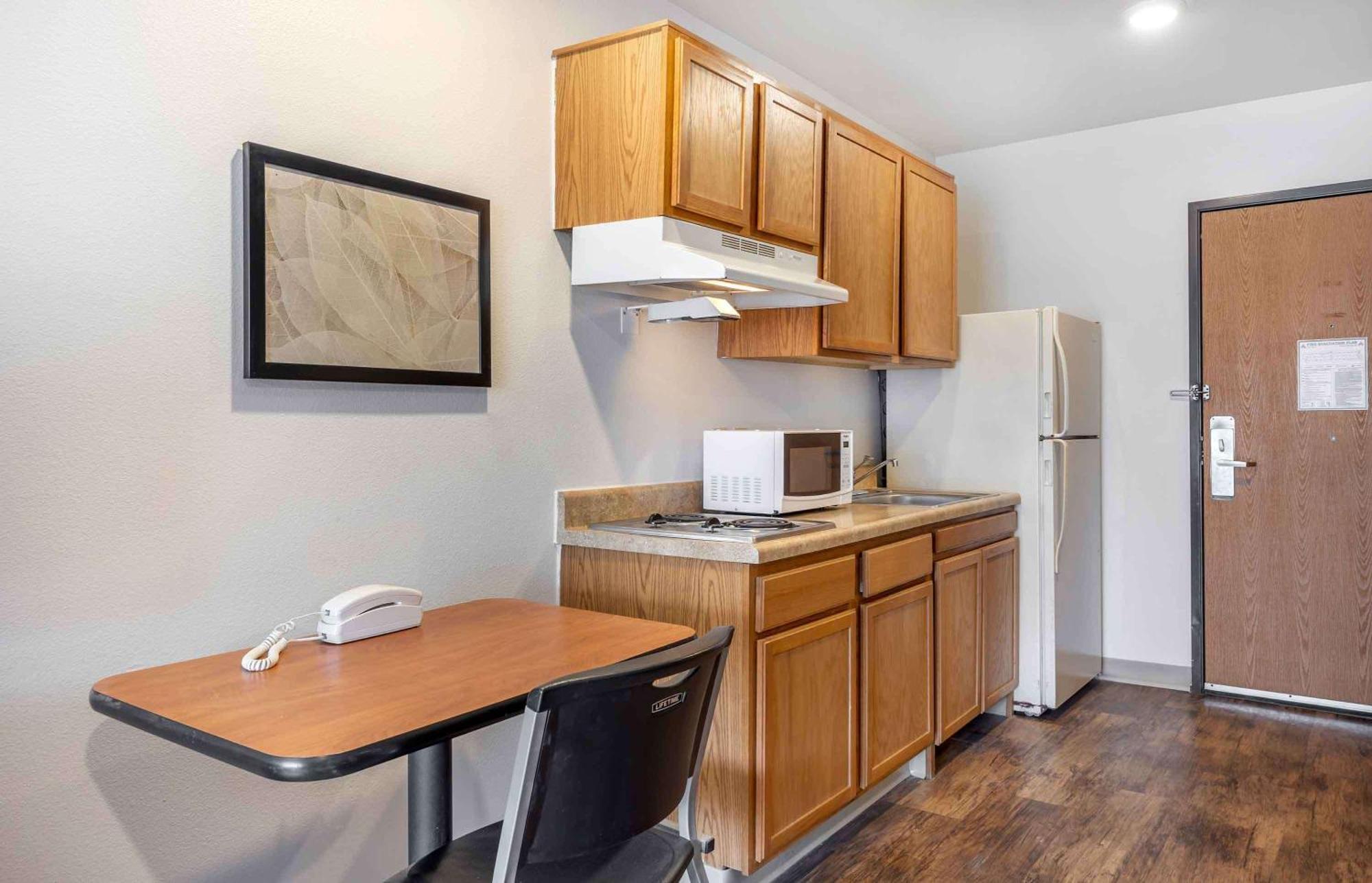 Extended Stay America Select Suites - Wichita - South Exteriér fotografie